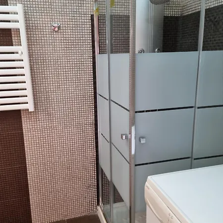 Orlando 85, Very Good Location